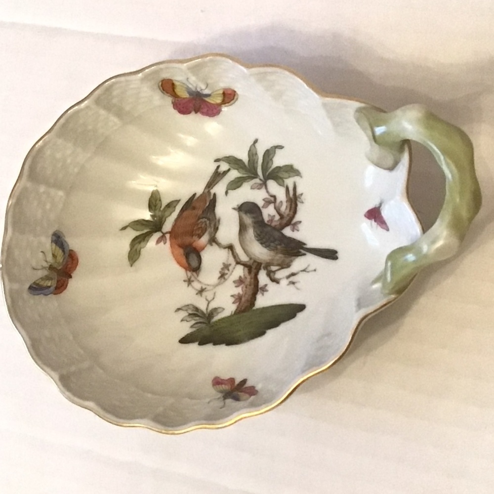 Rare Herend ROTHSCHILD Handled Shell Trinket Dish #7715/RO